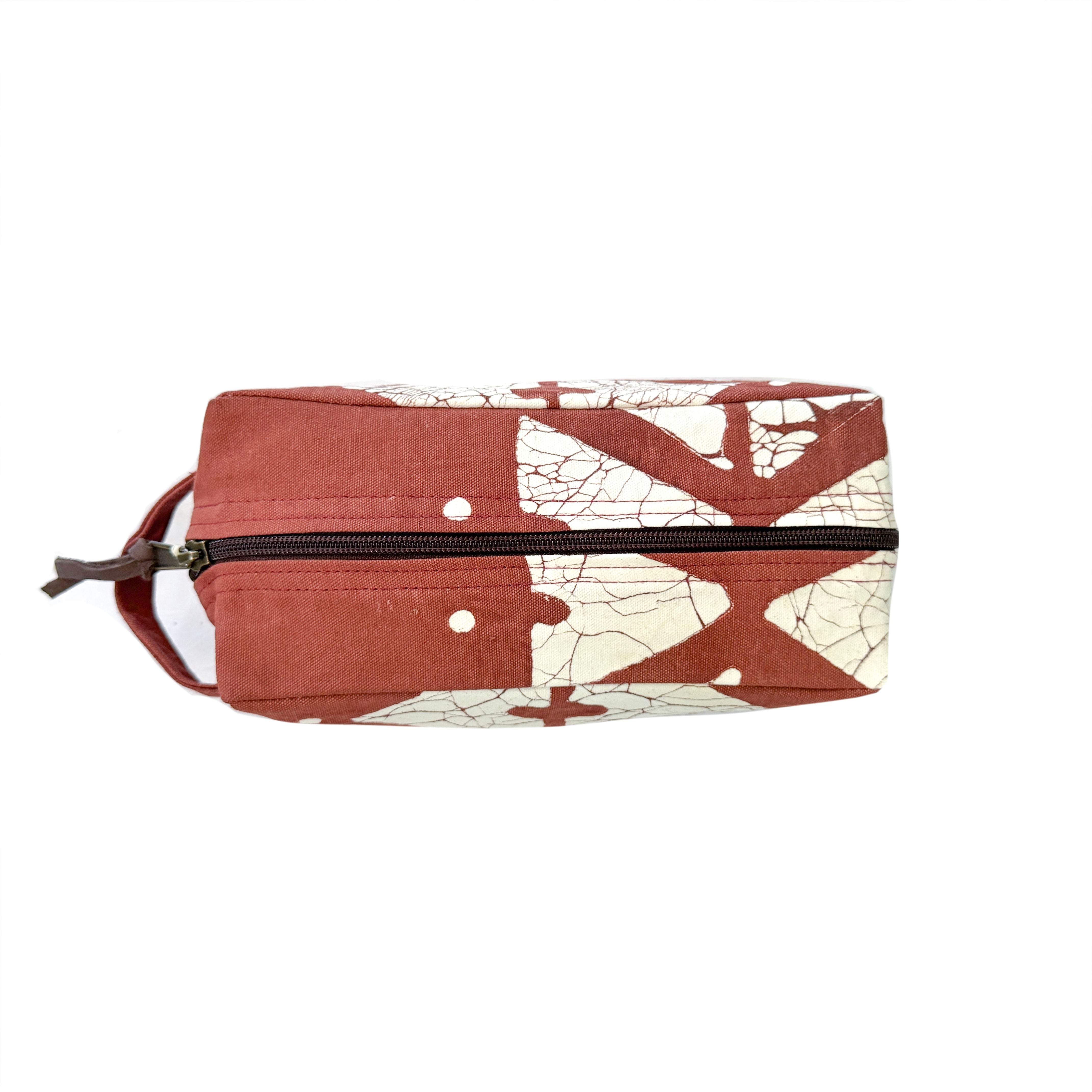 Atlas Linear Travel Pouch