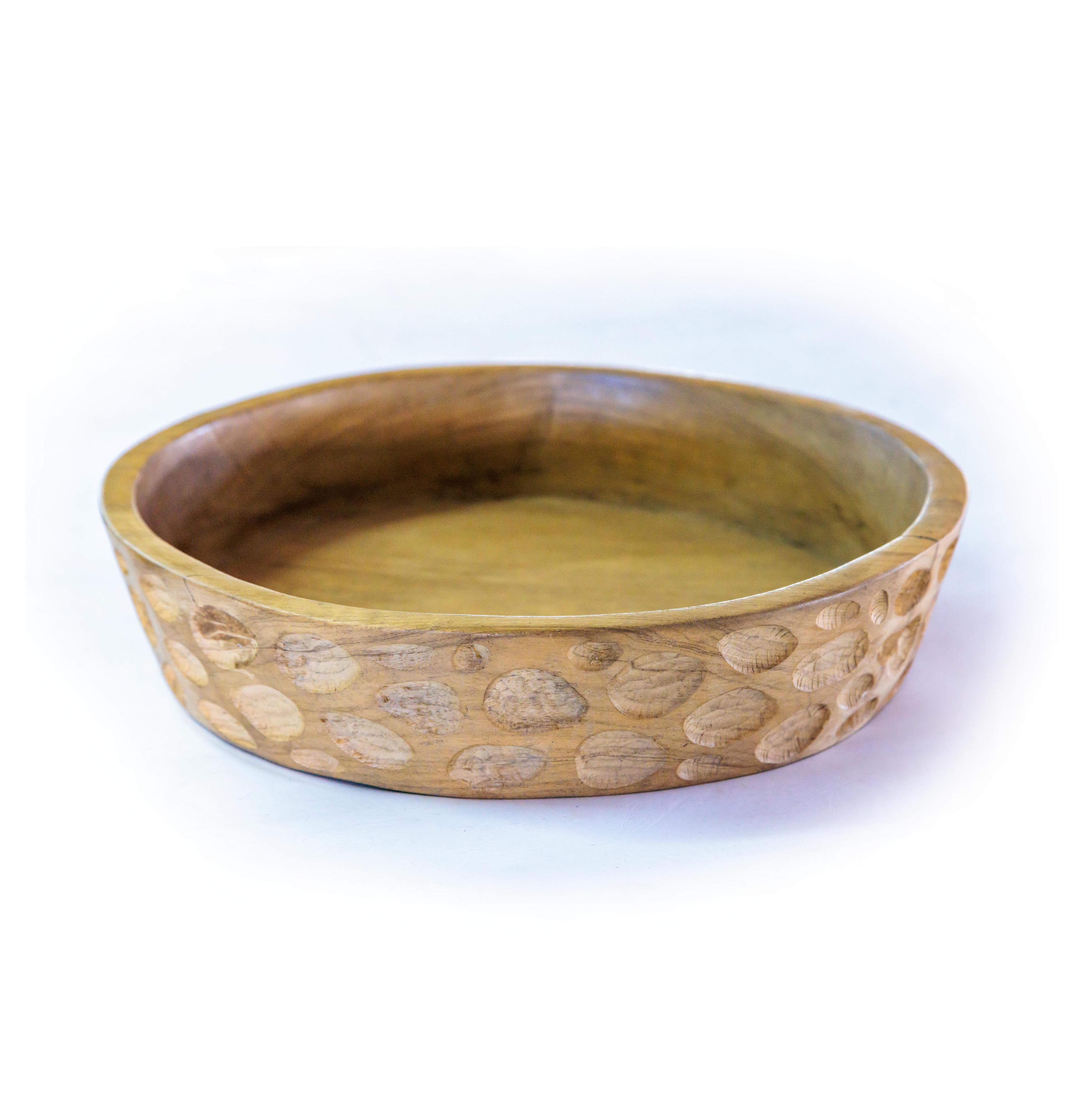 Wooden Carved Giraffe Pattern Platter