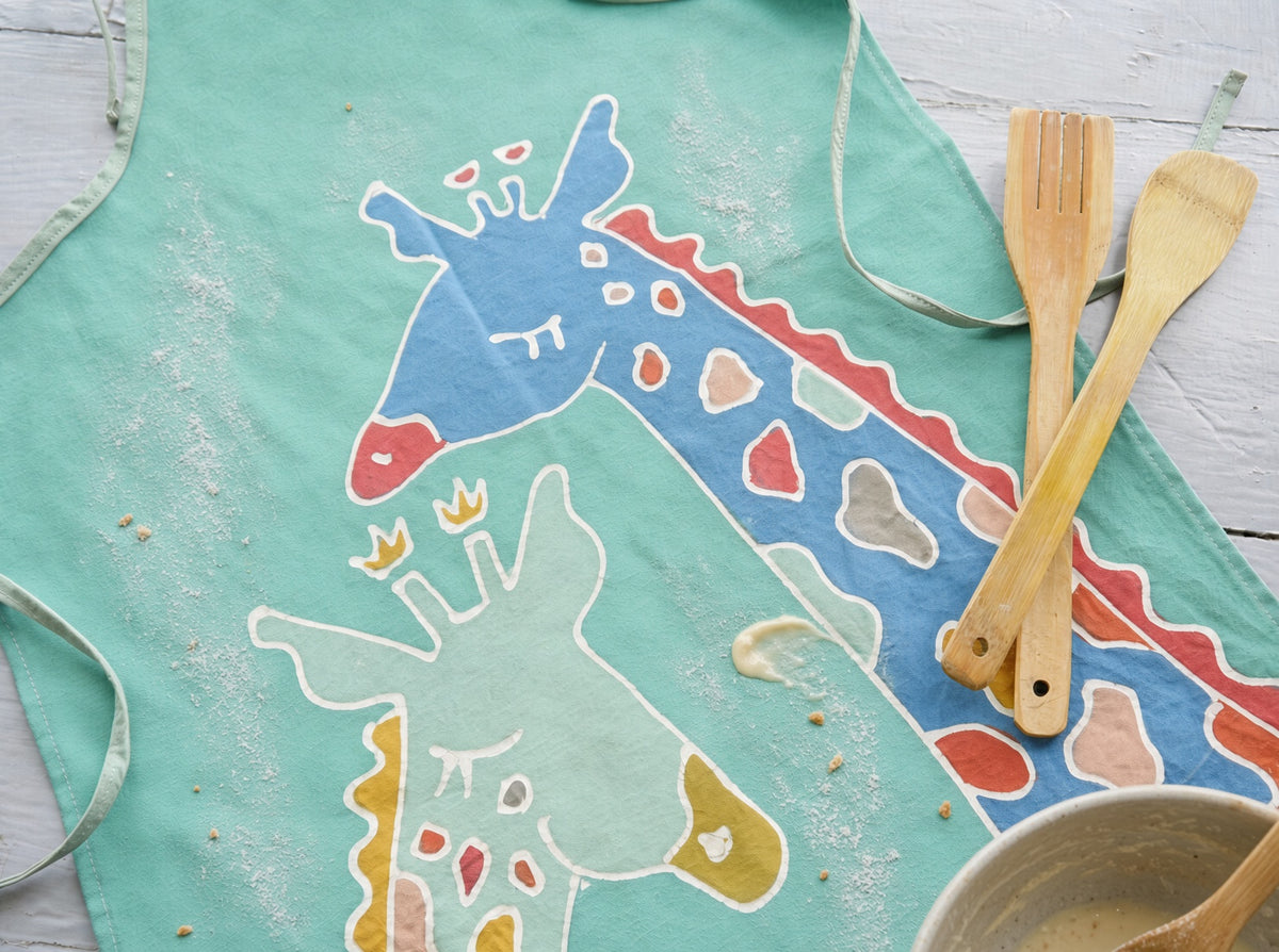 Nyengo Giraffe Apron