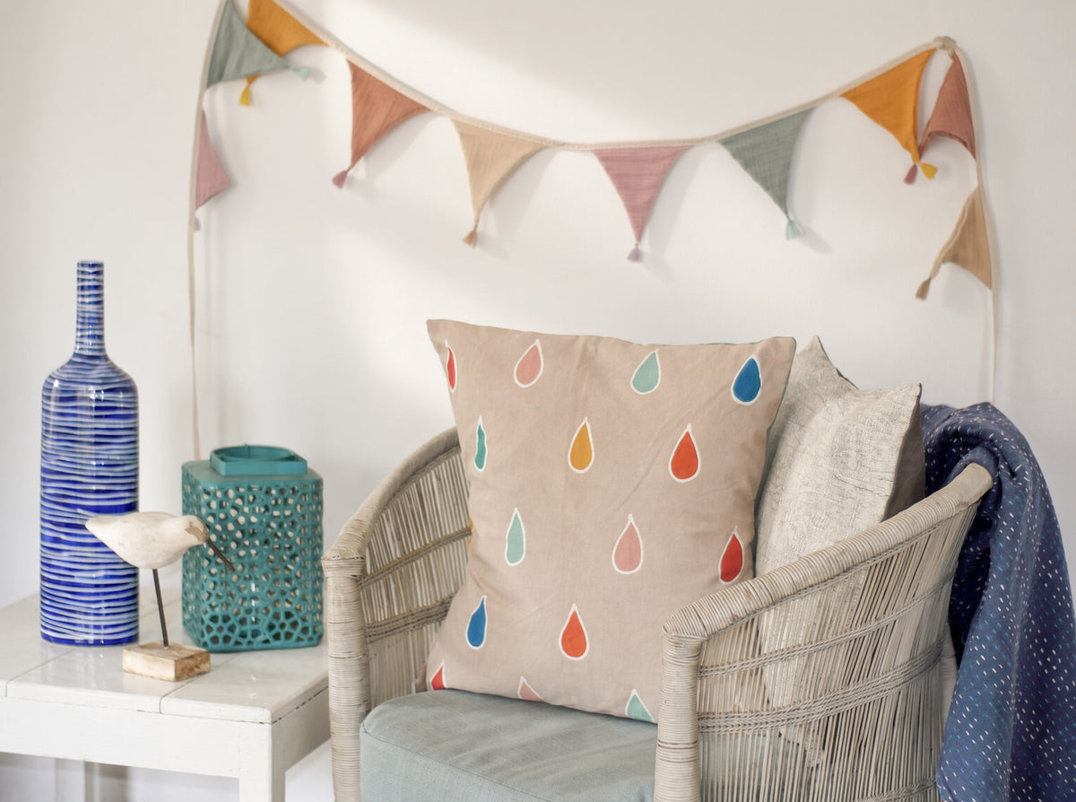 Nyengo Mvula Rain Cushion Cover