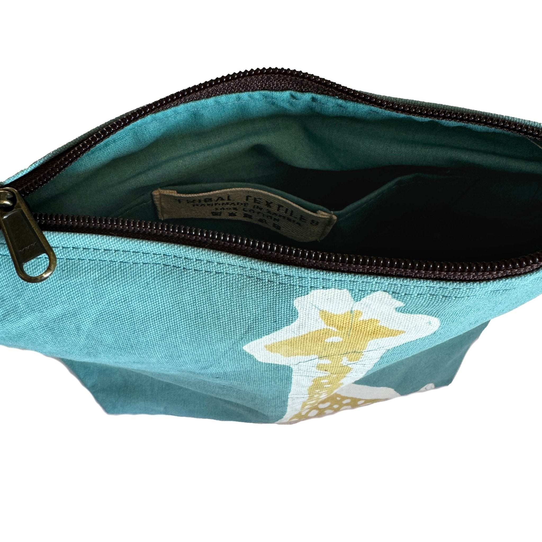 Little Luangwa Giraffe Wash Bag - Hand Painted by TRIBAL TEXTILES - Handcrafted Home Decor Interiors - African Made