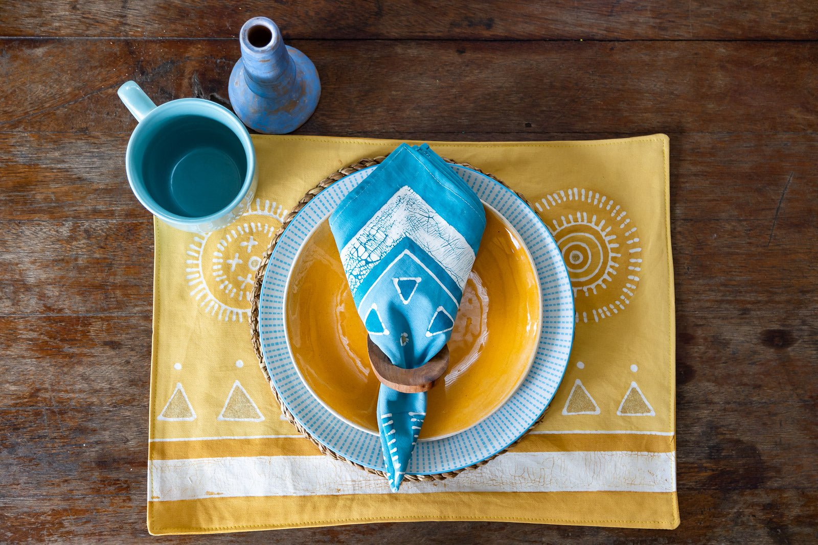Hand-painted bright blues to fill your dining table with joy - Kuosi Aqua Napkin Set