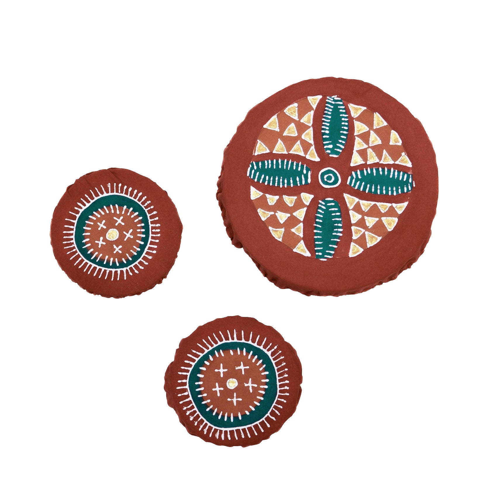 Brighten up your kitchen with our beautiful red and gold bowl covers.