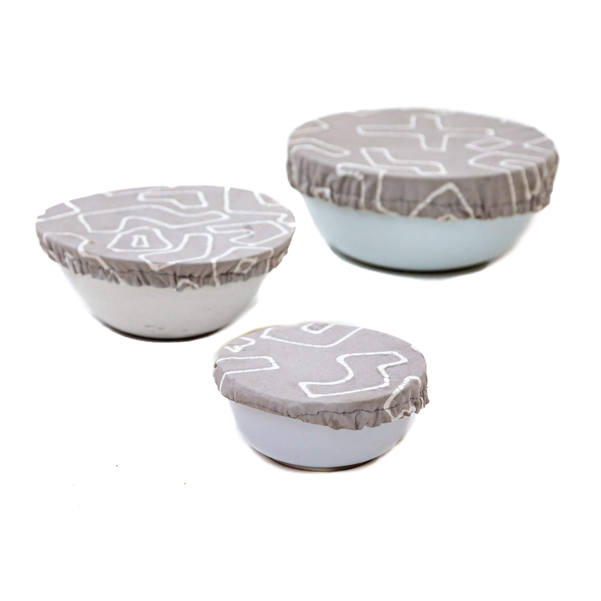 The best light taupe bowl covers to keep your food fresh without comprimsing on style or sustainability.