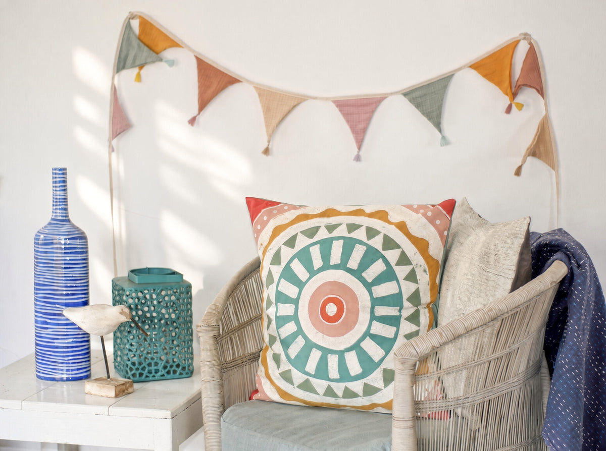Nyengo Zuwa Sun Cushion Cover