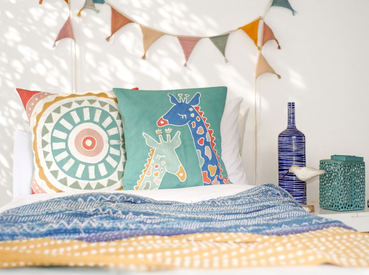 Nyengo Zuwa Sun Cushion Cover